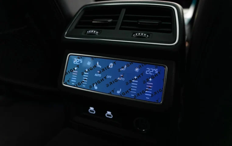 audi-a7-2018-6-6-zadniy-klimat-kontrol