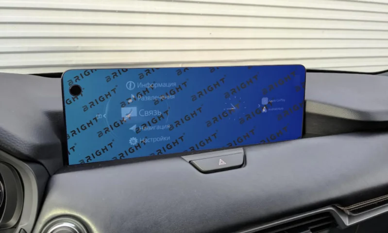 mazda-cx-90-2023-14-9-multymedia-z-otvorom