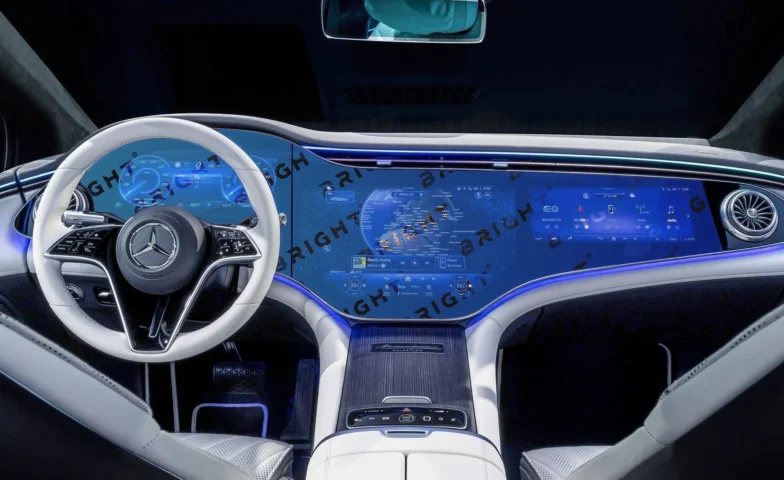 mercedes-benz-eqs-2022-48-9-ekran-z-dvox-chastyn